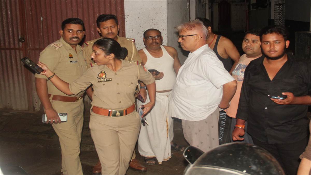 minor sisters kidnapping attempt foiled accused on cctv in gorakhpur news