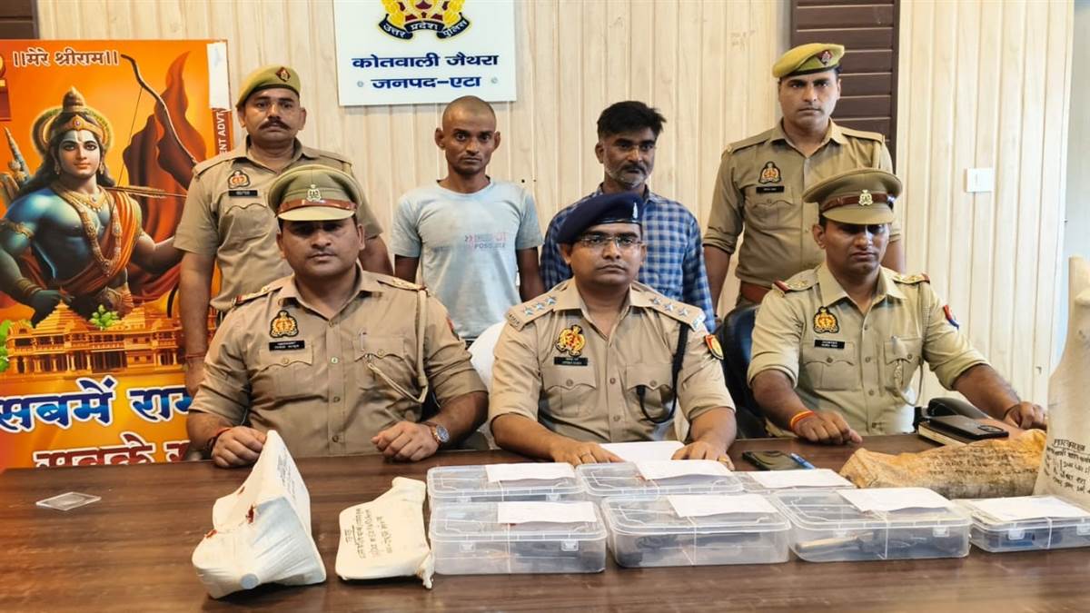 etah police busts illegal gun factory two arrested