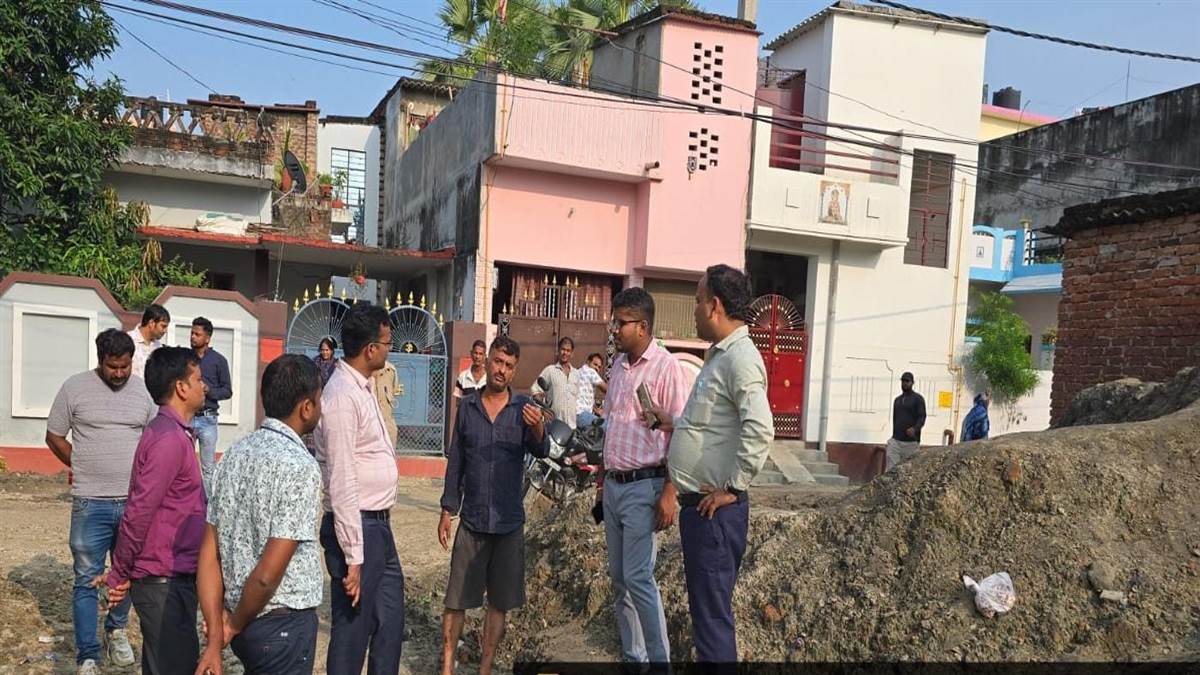 construction obstacles in goddhoiya drain project in gorakhpur news