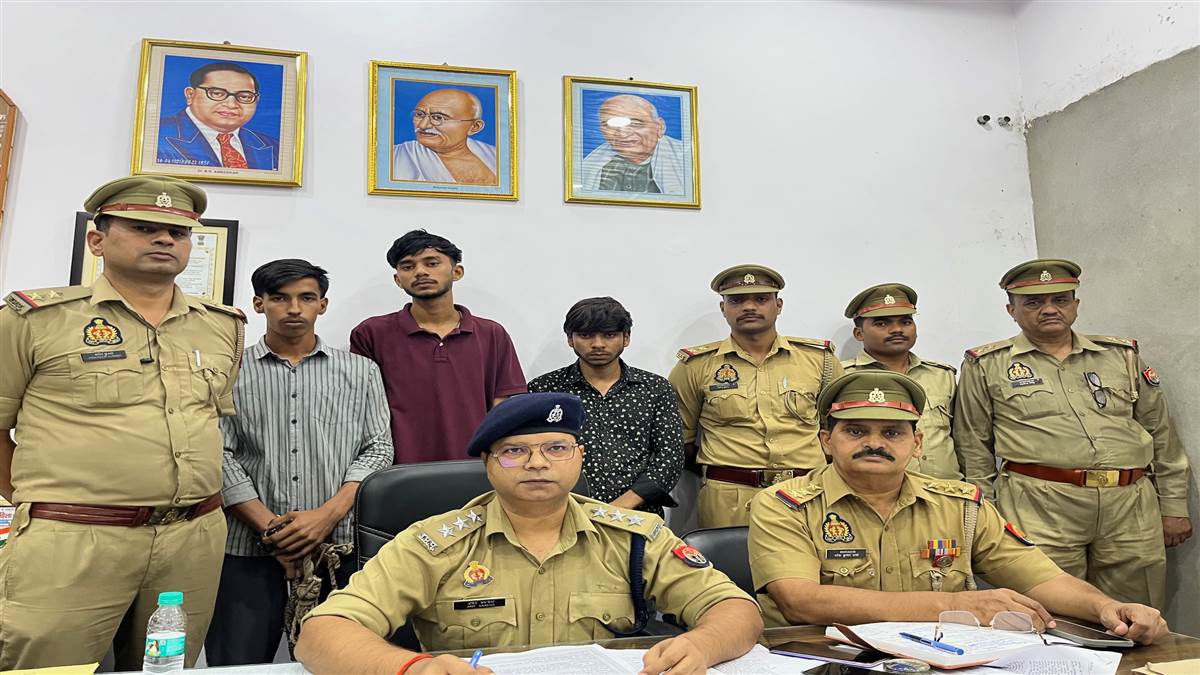 ncr ghaziabad news bike thieves arrested for selling stolen bikes on instagram