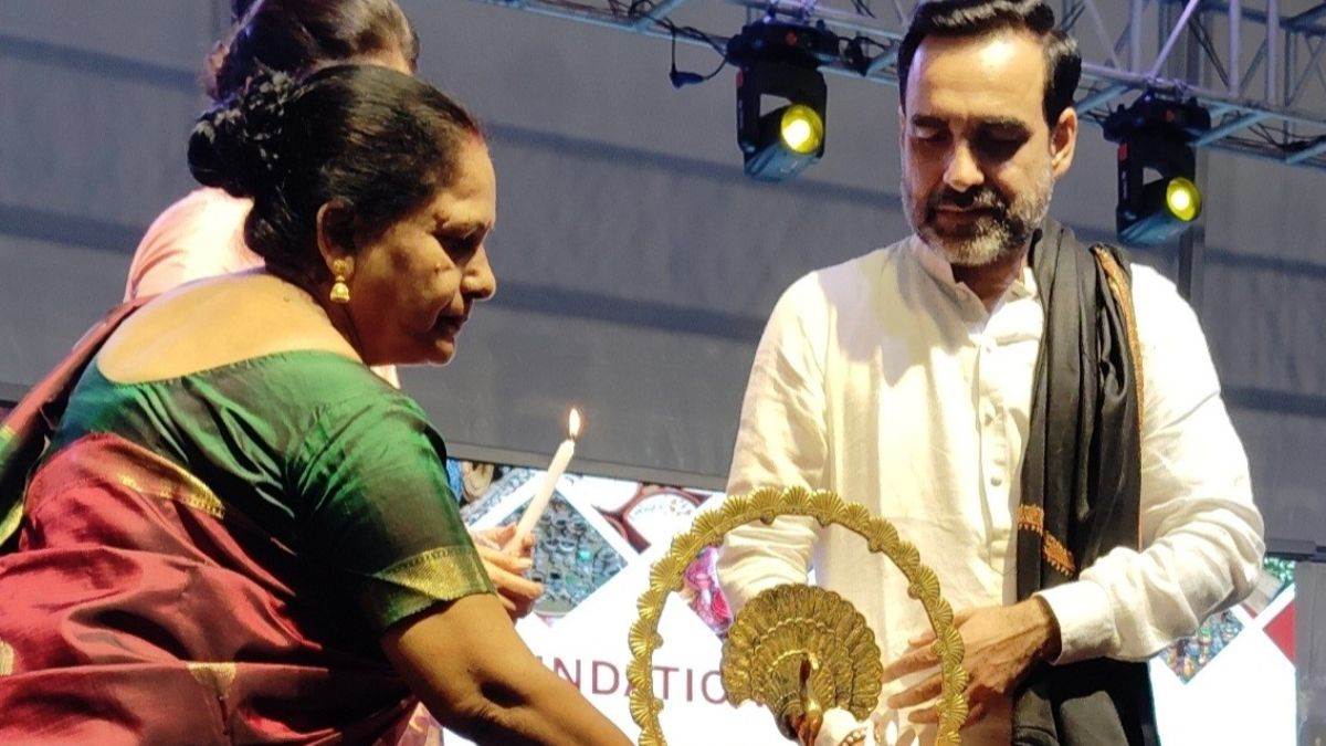 pankaj tripathi inaugurates shrot mahotsav 2025 in dehradun