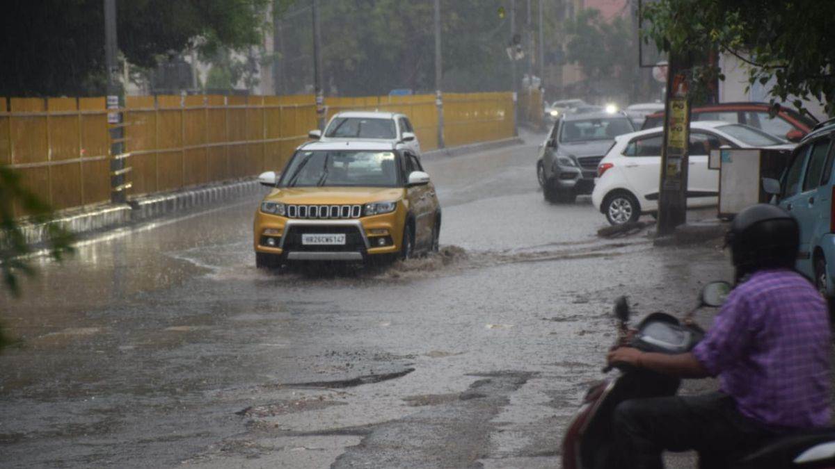 ncr delhi ncr weather heavy rain orange alert issued by imd