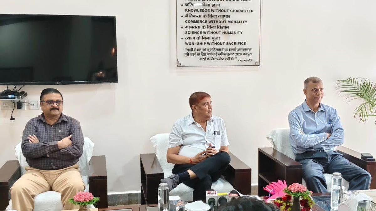 patna news ganga path to be developed with rs 13 crore