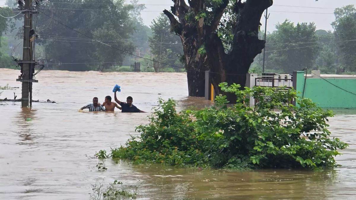 central aid for disaster relief 707 cr approved for assam and gujarat