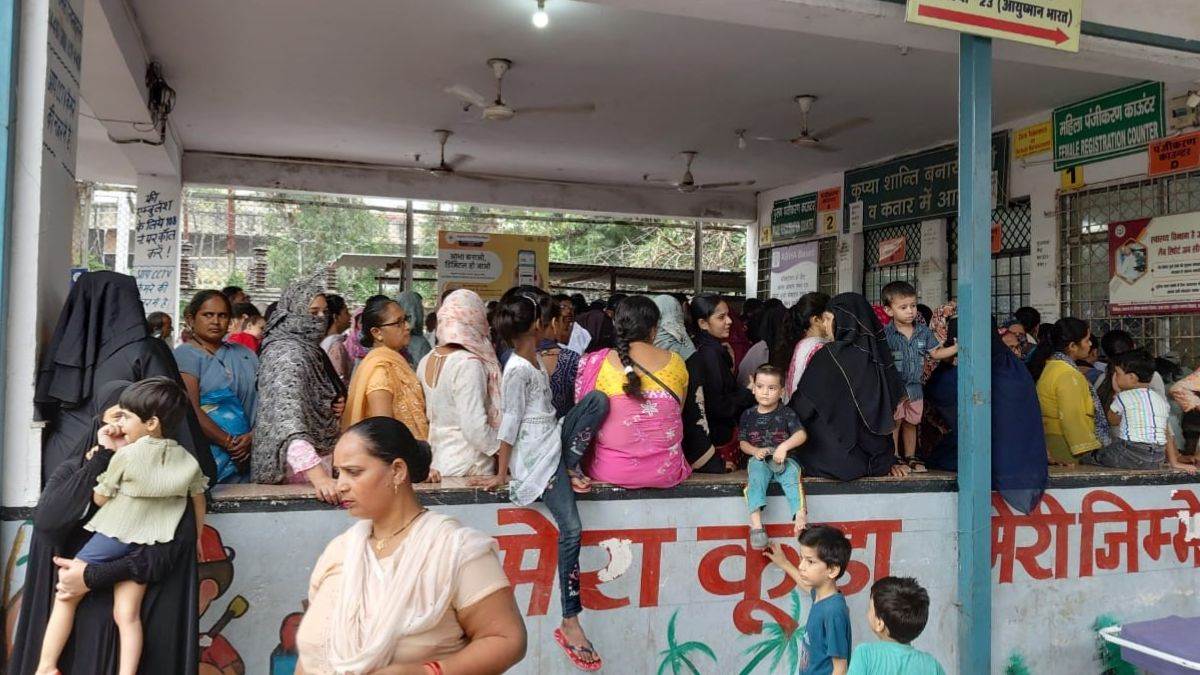 ncr ghaziabad news 4 deaths at mmg hospital due to liver infection