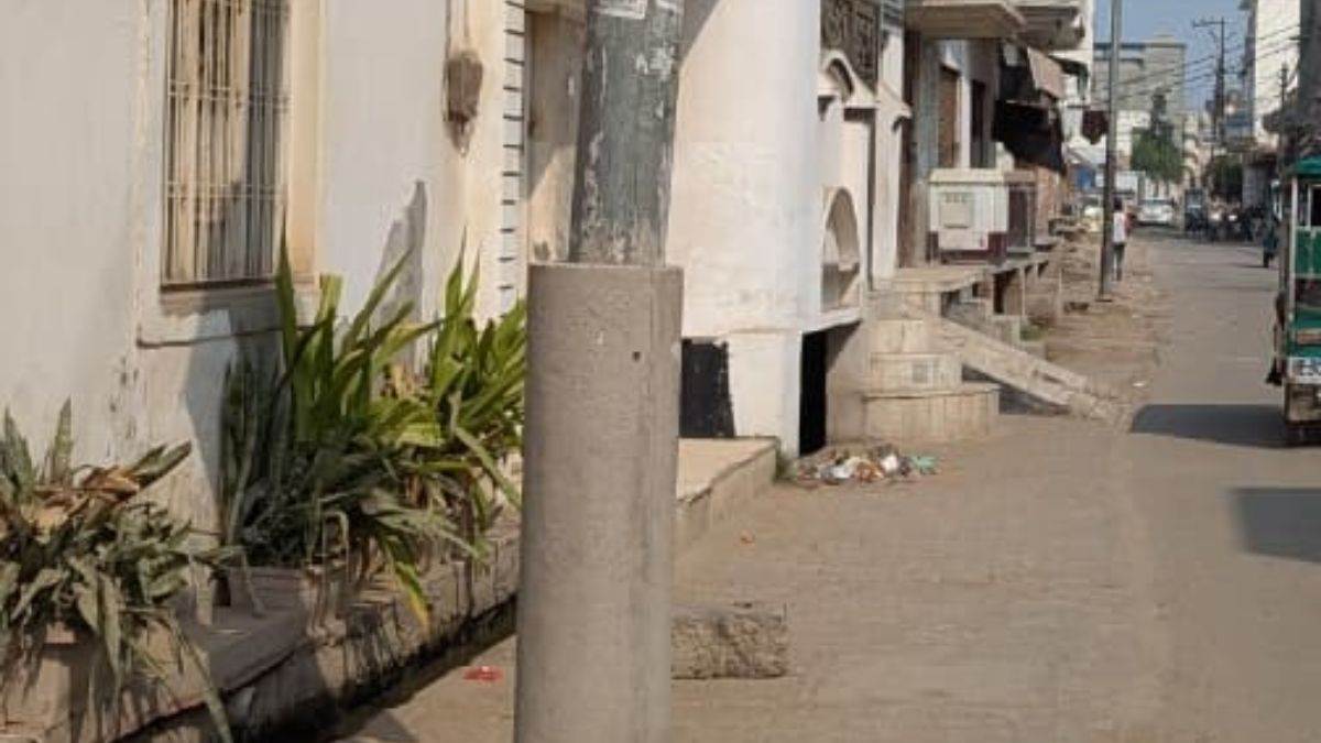 hapur city news dilapidated electric poles threaten safety