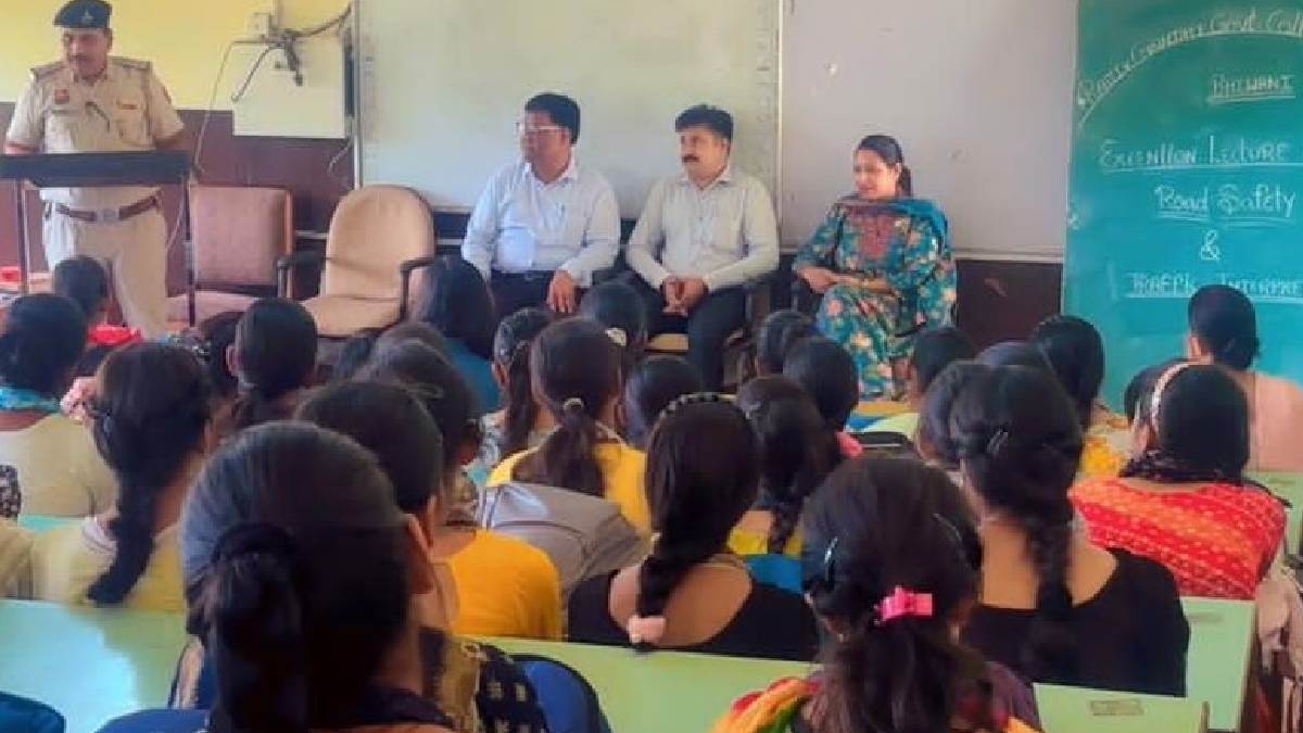 road safety awareness program at bhiwani college