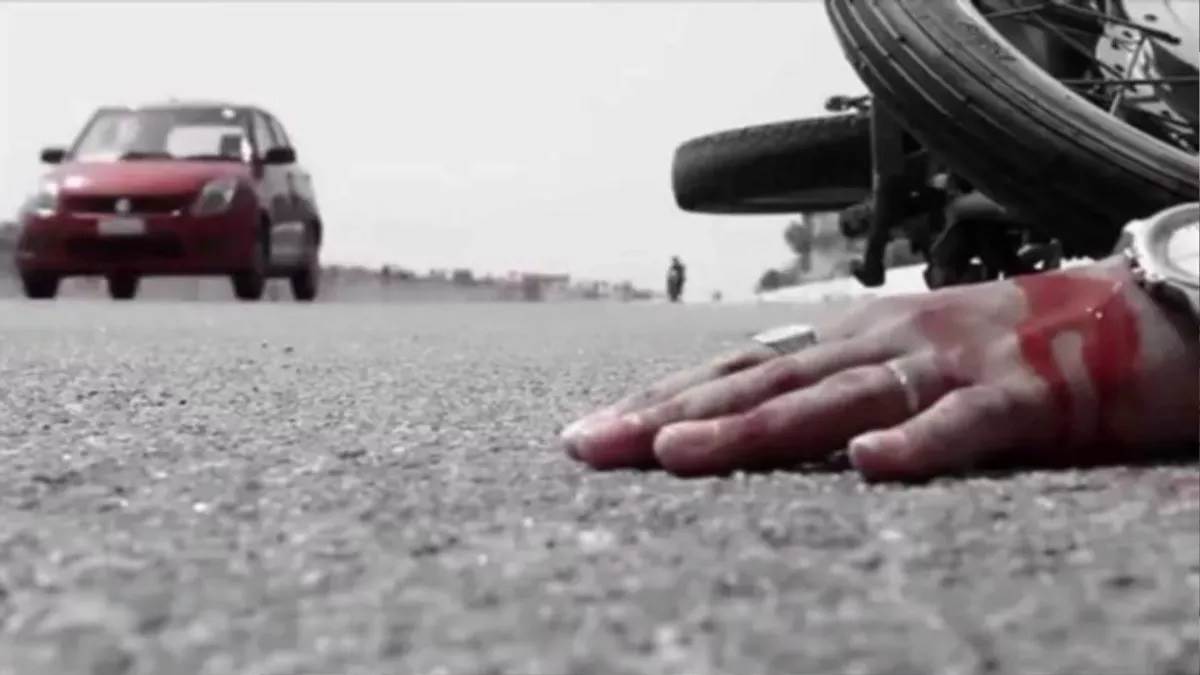 shamli news car accident on majra road injures several hit and run case