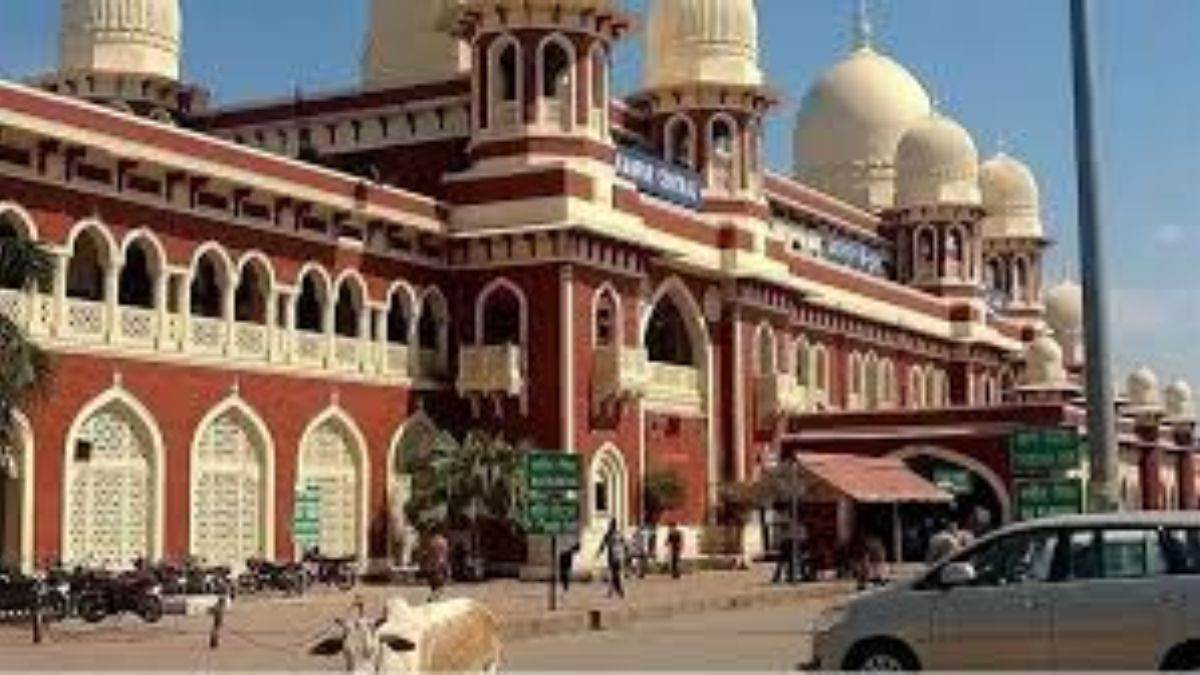 kanpur news 96 lakh fine collected from passengers at kanpur central for irregular travel