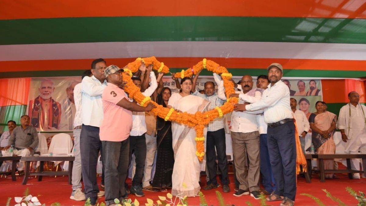 minister leshi singh lays foundation for tribal school and road projects