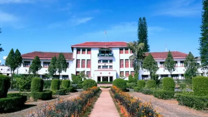 नेतरहाट आवासीय विद्यालय में कक्षा छह में नामांकन के लिए प्रवेश परीक्षा 12 अक्टूबर को होगी।
