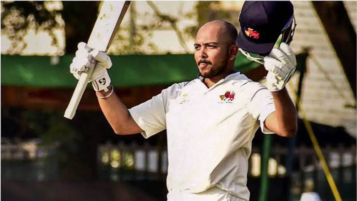 prithvi shaw scored hundred against mumbai for maharashtra practice match