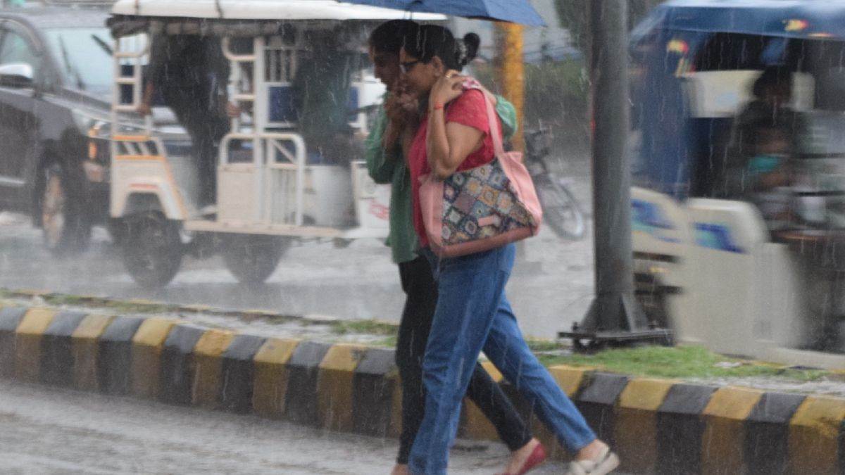 bareilly weather heavy rain causes temperature drop relief from heat know today weather forecast
