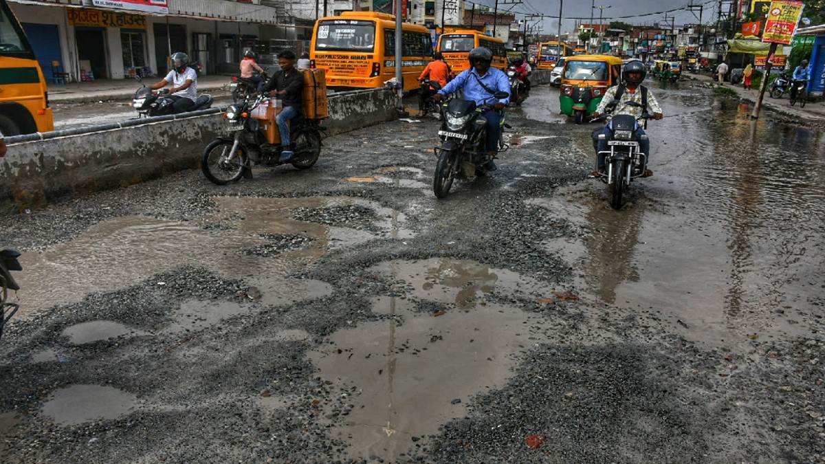 varanasis bhikharipur akhari road dangerous potholes plague commuters