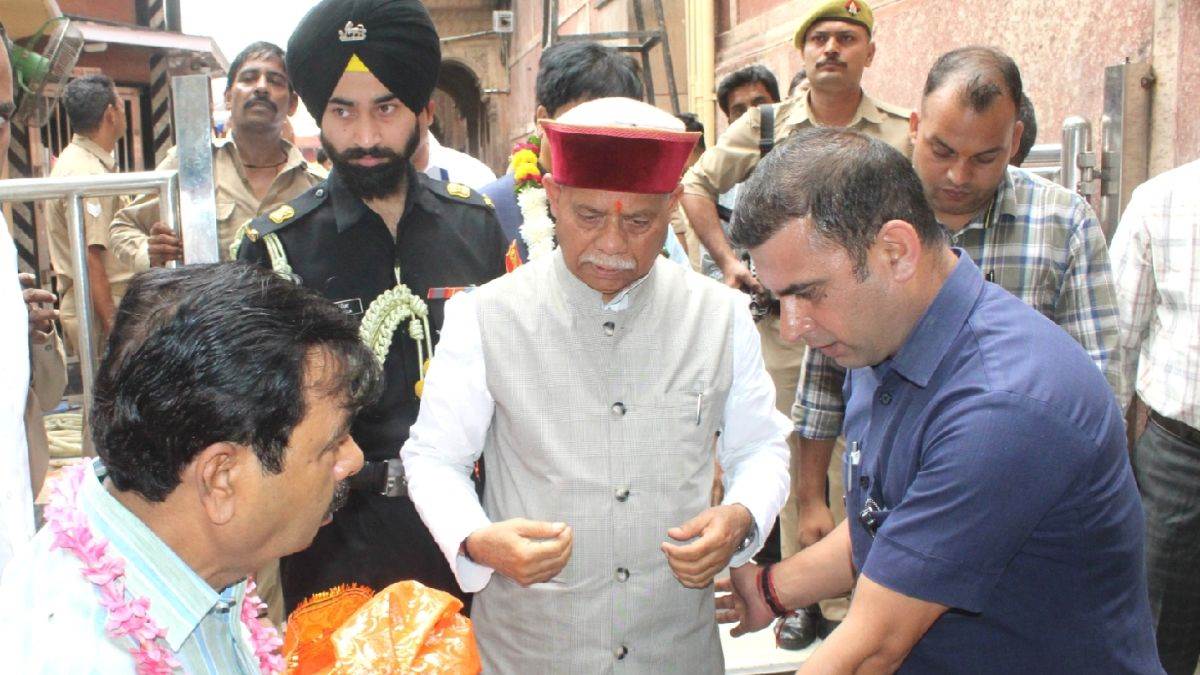 banke bihari temple corridor shiv pratap shukla on improved facilities