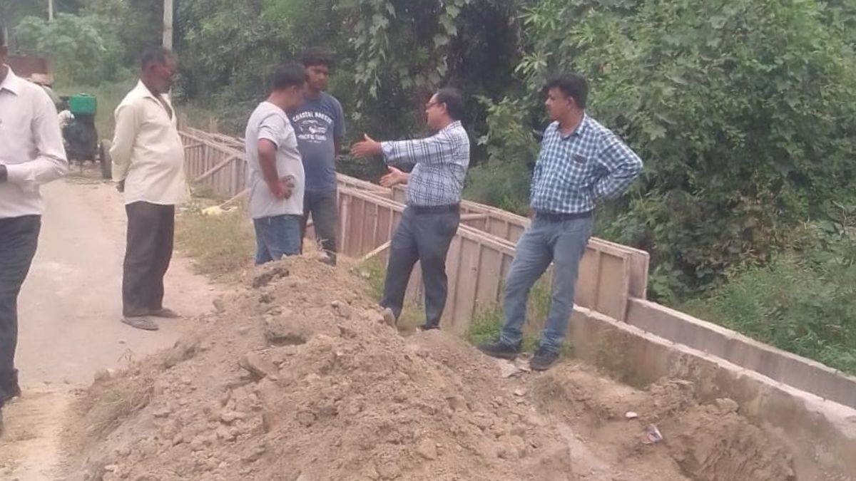 1200 meter cc road construction in ramkot sitapur