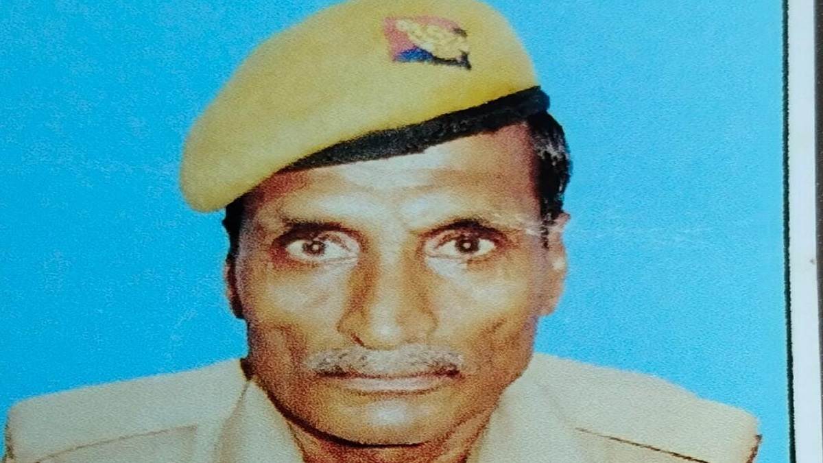 kaushambi tragic incident prd jawan died en route to duty