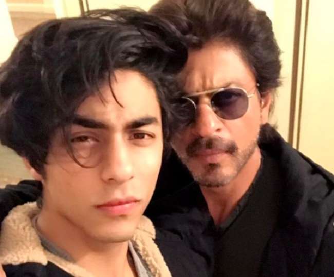 बॉलीवुड अभिनेता शाह रुख खान और आर्यन खान- तस्वीर : Instagram: gaurikhan