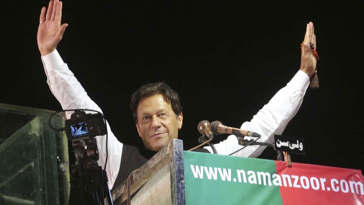 https://www.jagranimages.com/images/newimg/07112022/07_11_2022-imran-long-march_23188006.jpg