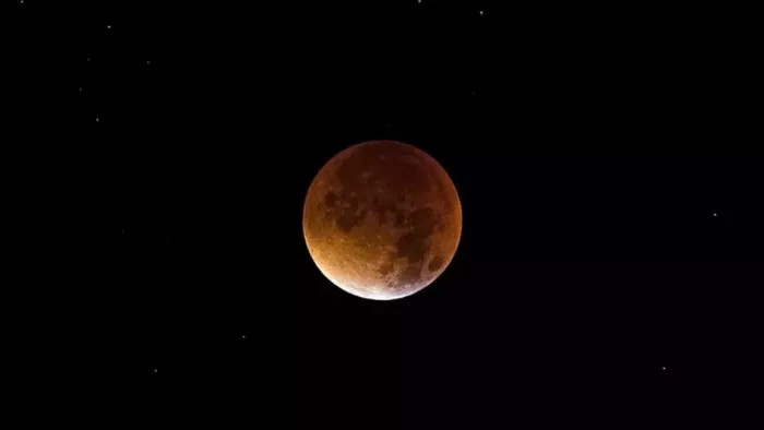 Chandra Grahan 2022 : चंद्र ग्रहण पर 200 साल बाद दो अशुभ योग।