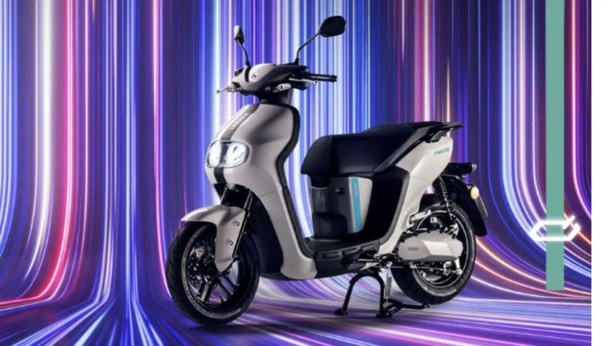 Yamaha battery scooty price cheap