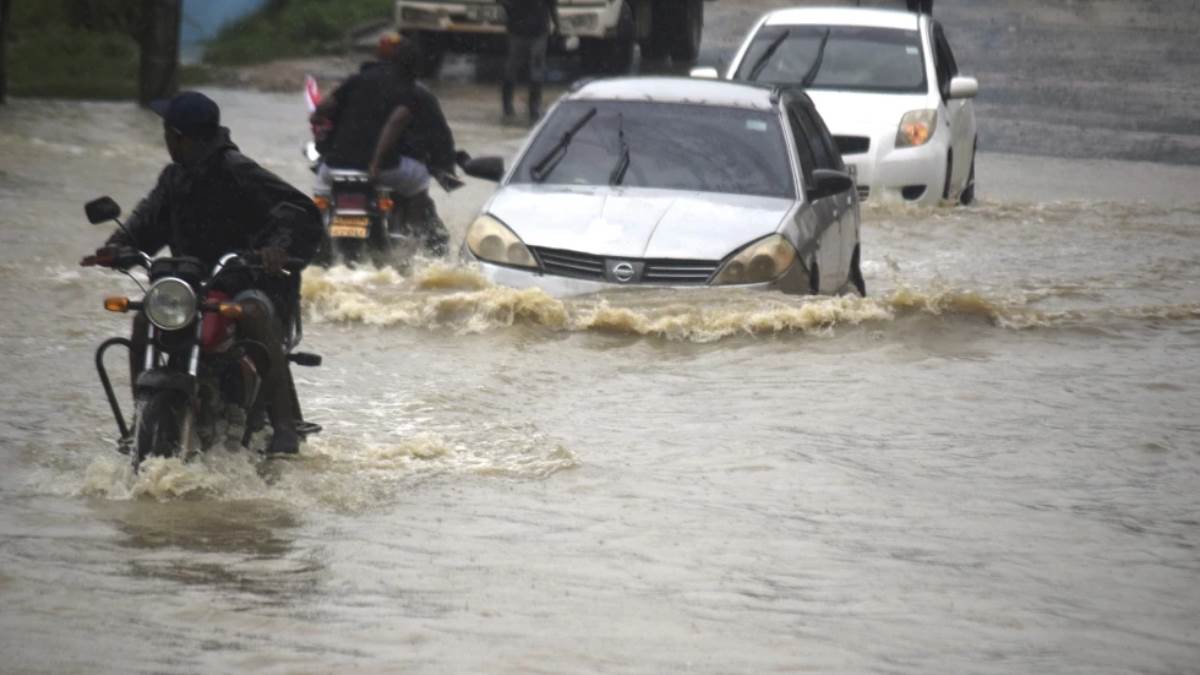 https://www.jagranimages.com/images/newimg/07112023/07_11_2023-flood_23575038.jpg