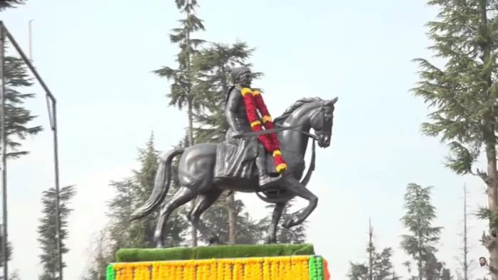 Kupwara में छत्रपति शिवाजी महाराज की प्रतिमा की गई स्थापित