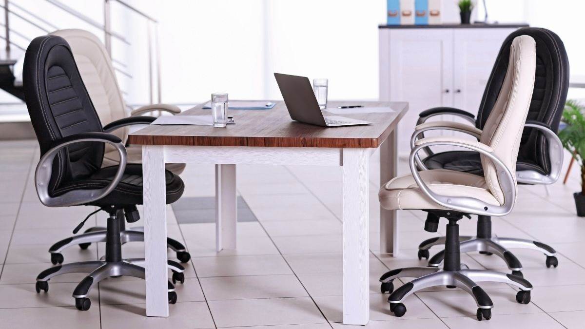 https://www.jagranimages.com/images/newimg/07112024/07_11_2024-best_office_chair_brands_23827276.jpg