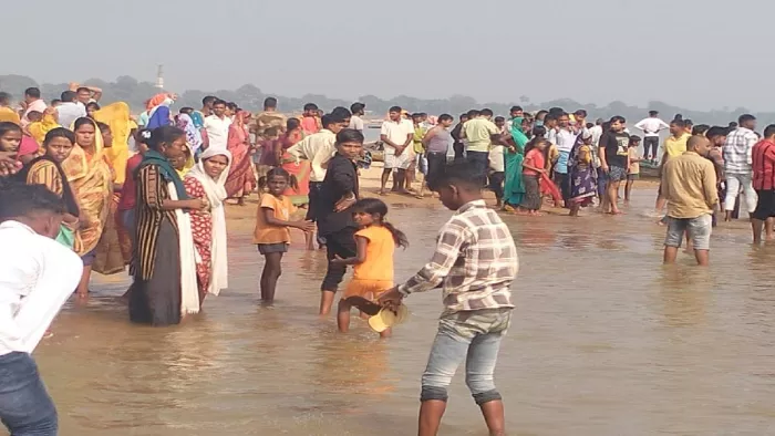 सोन नदी में डूबने से 2 लड़कियों की मौत