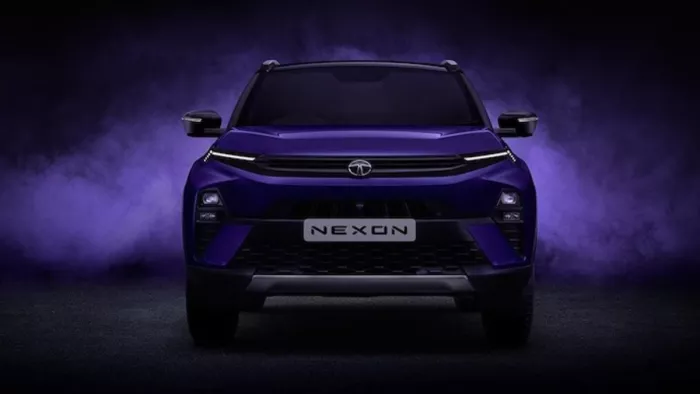 आइए, टॉप-10 SUVs की लिस्ट देख लेते हैं।