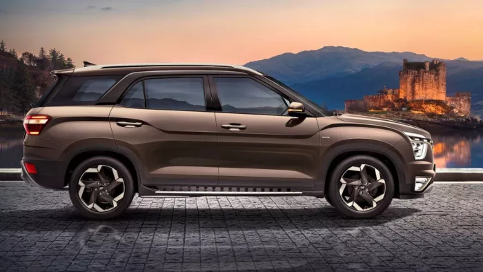 पॉपुलर कार निर्माता कंपनी Hyundai अपने कारों पर 3 लाख रुपये तक बंपर डिस्काउंट दे रही है।