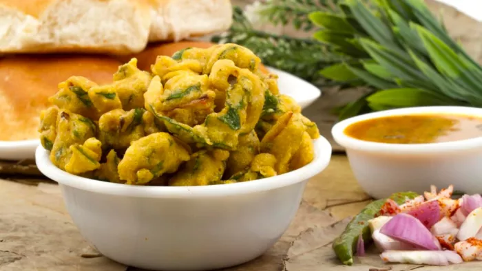 Healthy Pakoras Recipe: घर पर बहुत ही कम तेल में बनाएं ये पकौड़े