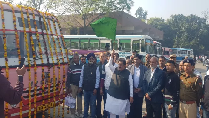 धर्मनगरी के लिए दो मिनी बसें शुरू, महोत्सव में जाने वालों को मिलेगी 50 प्रतिशत किराए की छूट।