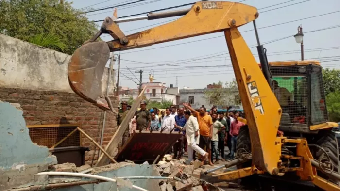 जमशेदपुर में चल सकता है बुलडोजर (जागरण)