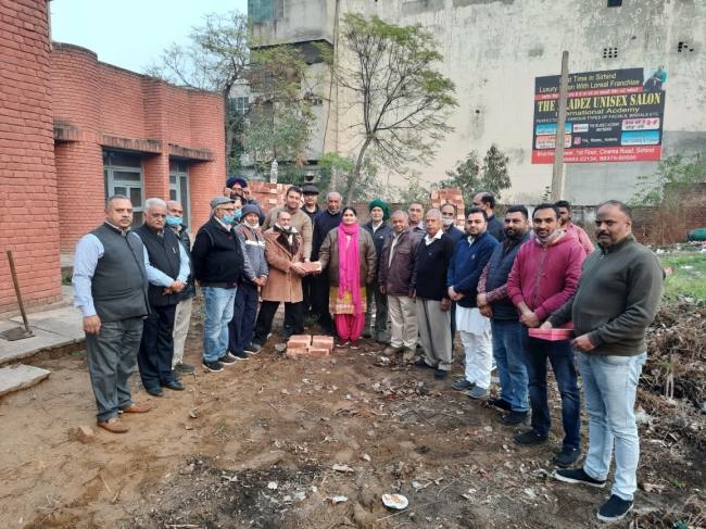 senior citizen home will be built at a cost of twenty lakhs