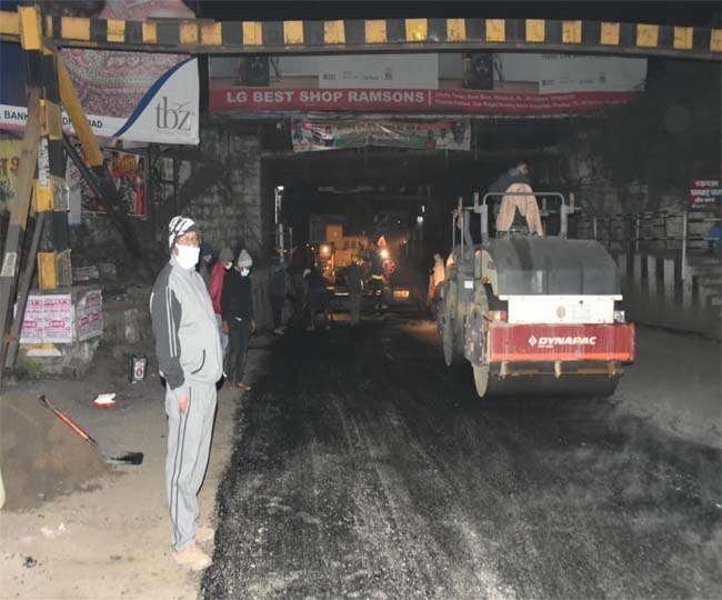 road inside dhanbad gaya bridge is being repaired for the fourth time in six months