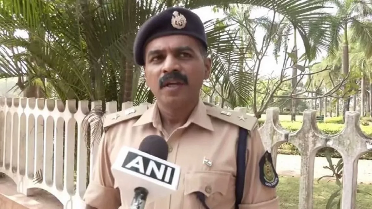 गोवा पुलिस को नहीं मिली फ्लाइट में बदतमीजी की कोई शिकायत