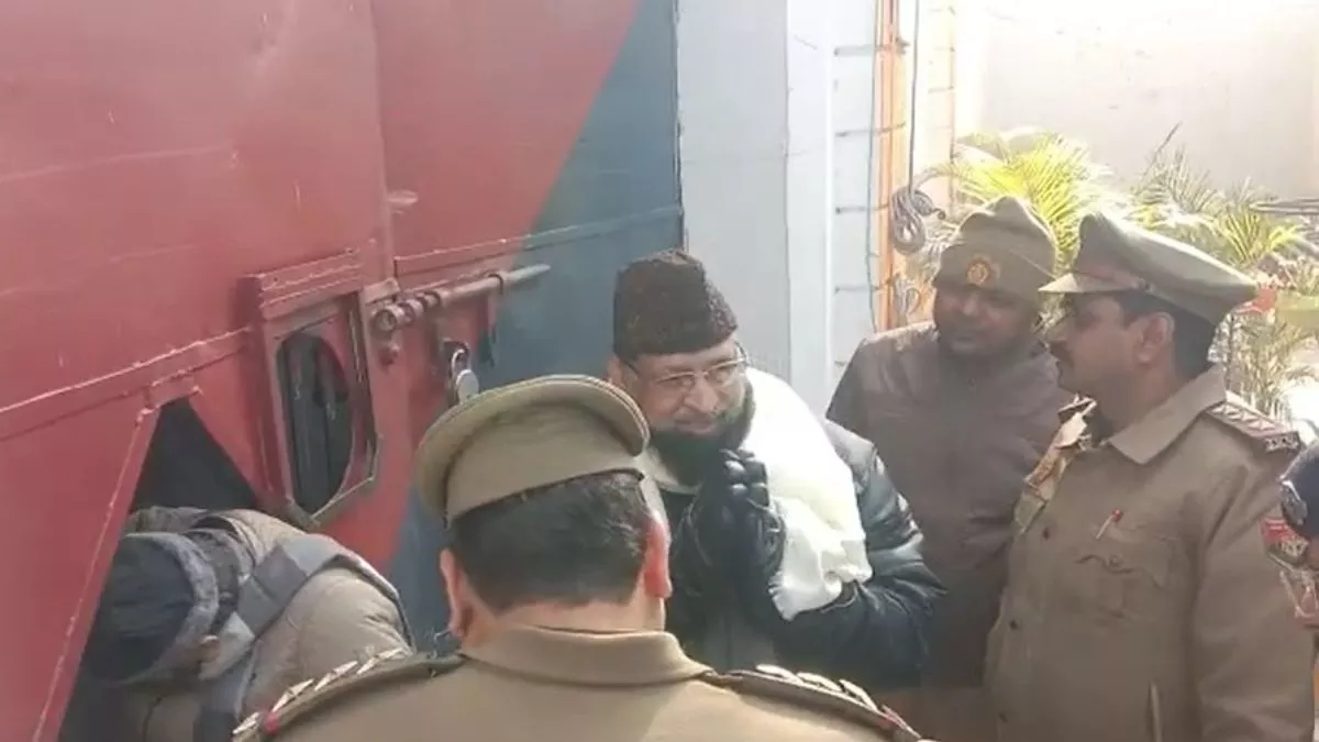 Meerut News: याकूब कुरैशी को पुलिस ने गिरफ्तार कर जेल भेजा है।