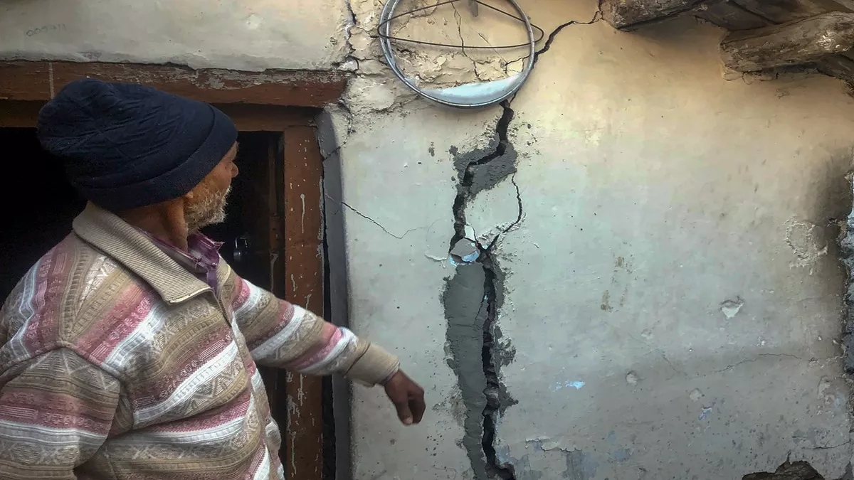 Joshimath Sinking: PMO ने जोशीमठ पर आज बुलाई हाई लेवल मीटिंग (फोटो पीटीआइ)