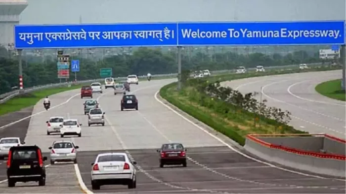 नोएडा एयरपोर्ट जाने के लिए जून तक तैयार होगी एक और सर्विस रोड