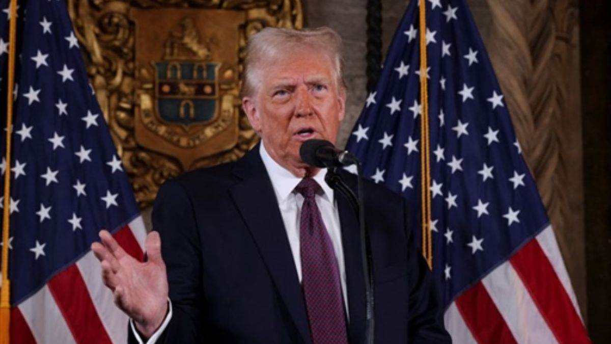 https://www.jagranimages.com/images/newimg/08012025/08_01_2025-donald_trump_warn_hamas_23863091.jpg