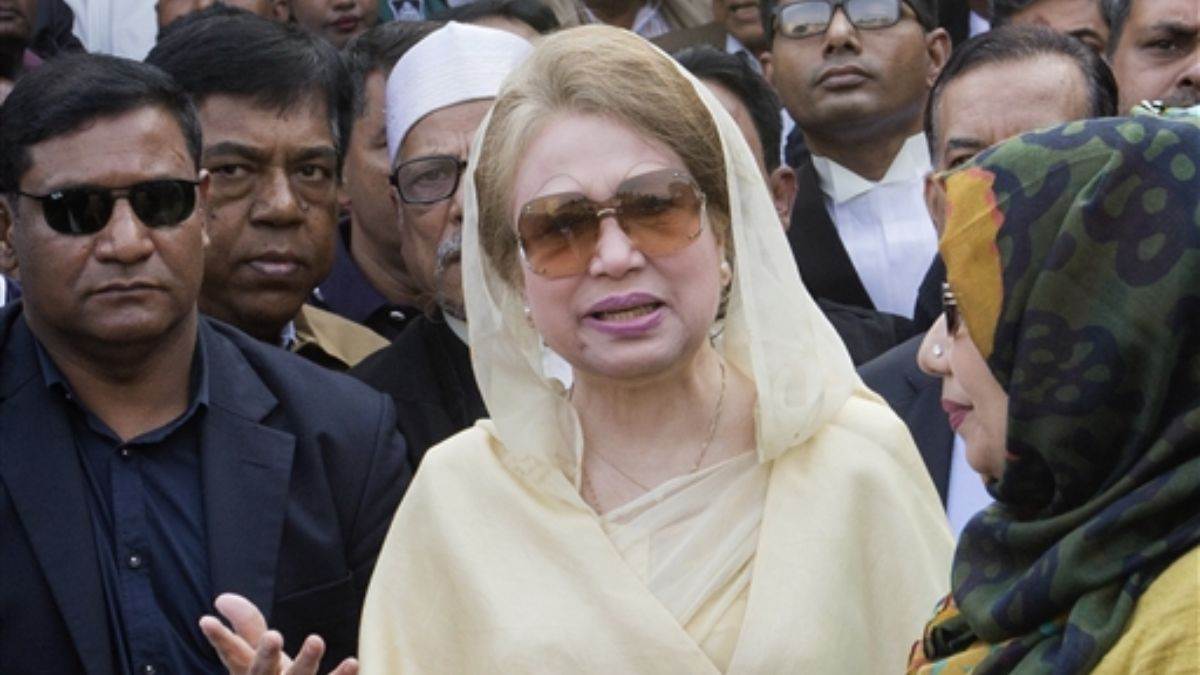 https://www.jagranimages.com/images/newimg/08012025/08_01_2025-khaleda_zia_leaves_country_23862948.jpg