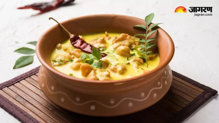Leftover Curry Recipes: रात की बची हुई कढ़ी से सुबह बनाएं ये 7 टेस्टी डिशेज (Image Source: Freepik)