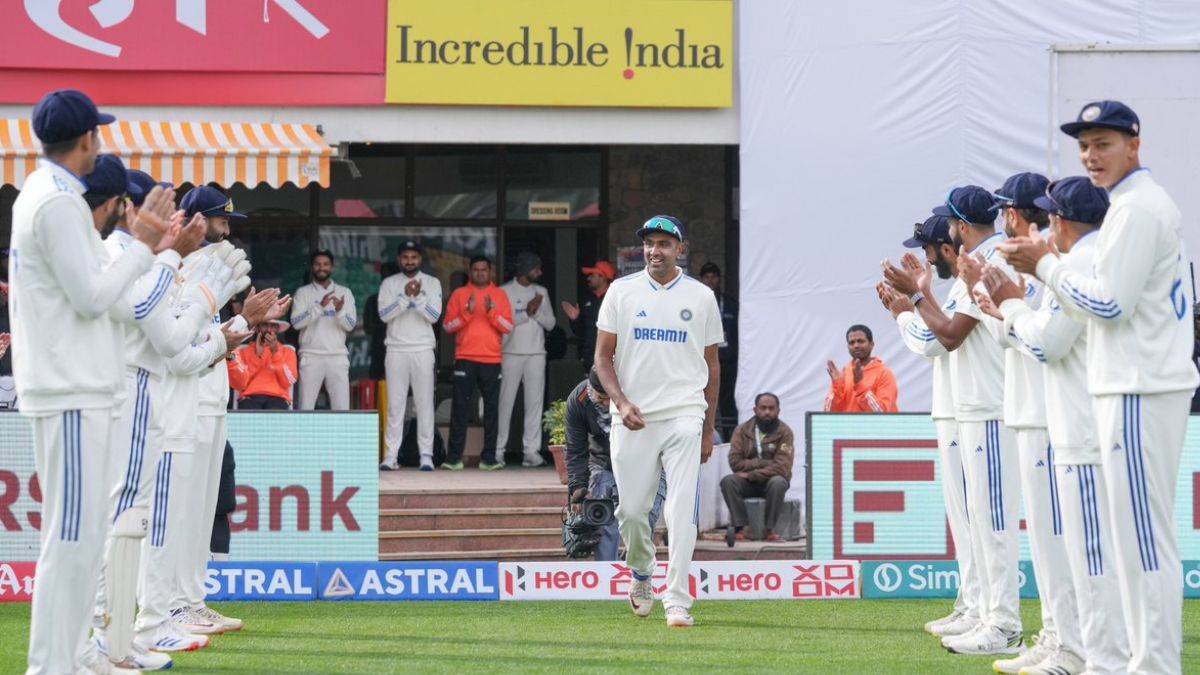 https://www.jagranimages.com/images/newimg/08012025/08_01_2025-r_ashwin_retire_23863058.jpg