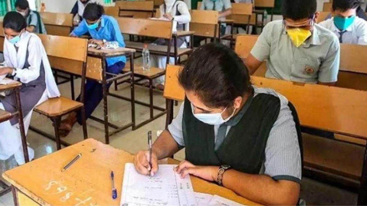 https://www.jagranimages.com/images/newimg/08012025/08_01_2025-students_exam__23863272.jpg