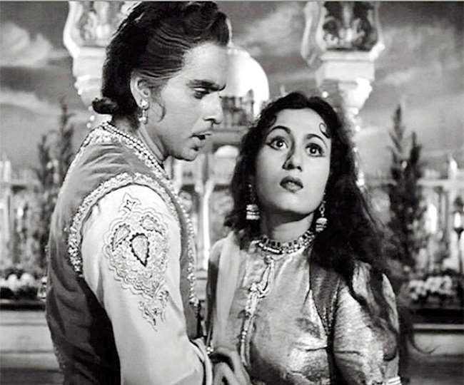 happy valentine day 2021 know about dilip kumar and madhubala love story and breakup and some unknown facts