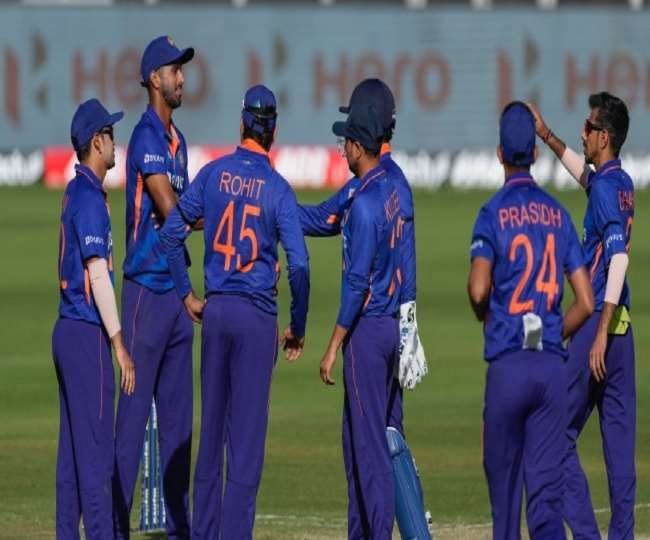 Indian one day team with captain Rohit Sharma (AP Photo)