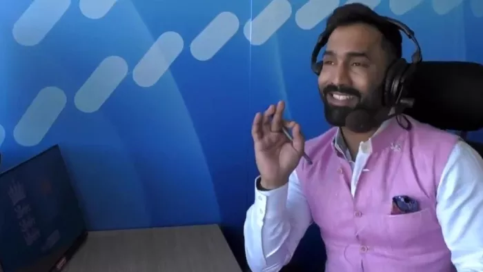दिनेश कार्तिक ने शुभमन गिल और कुलदीप यादव को टीम से बाहर रखा