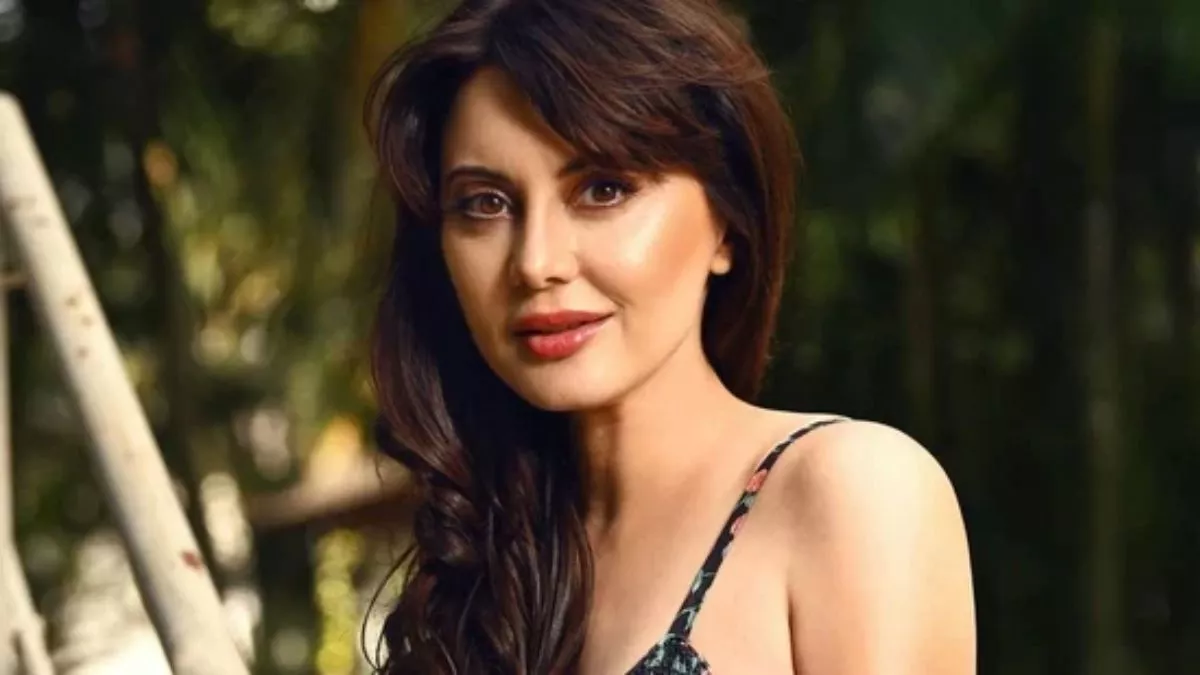 Mumbai News: 'मैं फोन नहीं चुराऊंगी', रील बनाने वाली महिला की एक्ट्रेस Minissha Lamba बनीं कैमरामैन