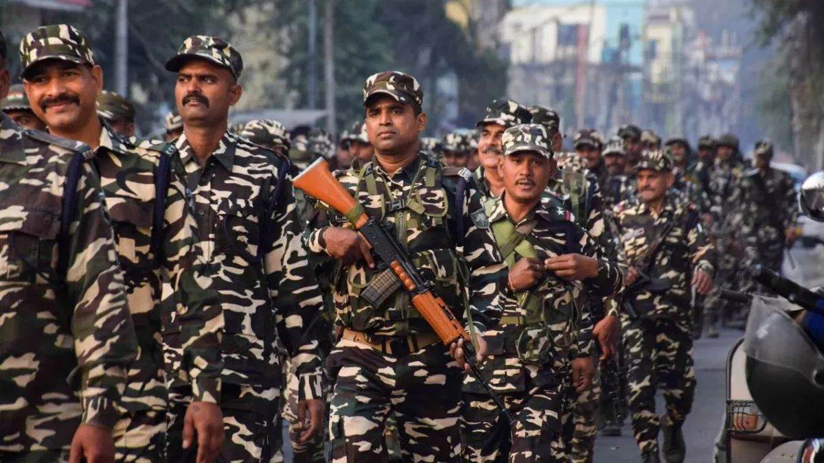 jharkhand news case filed against six crpf jawans undergoing training on fake domicile